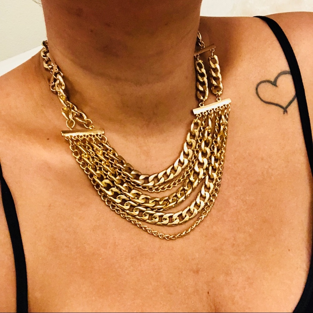Women’s gold chain statement necklace